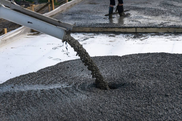 Best Concrete Driveway Installation  in Maple Plain, MN